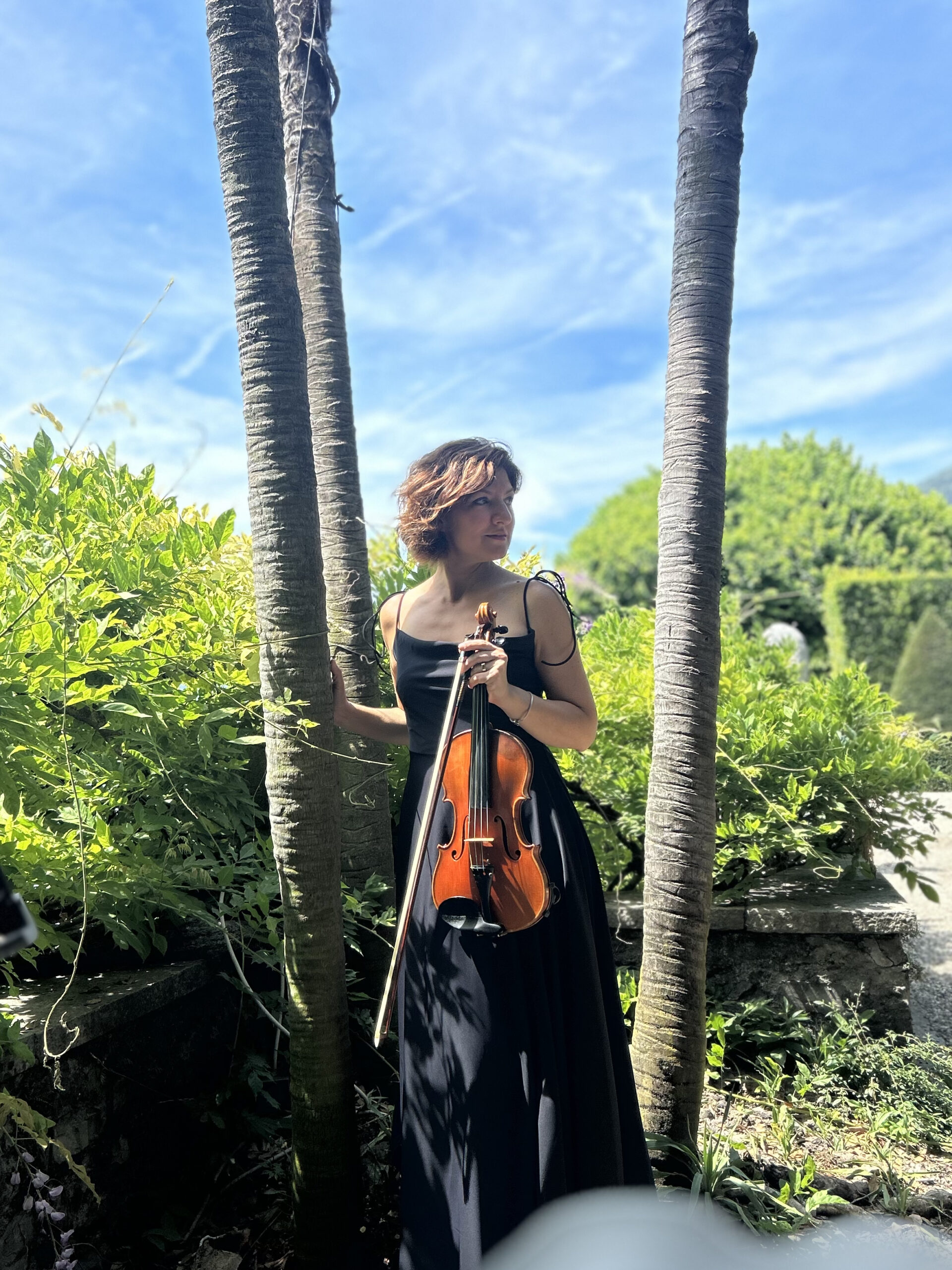 Syndria: violino per matrimonio ed eventi eleganti, musica dal vivo in location esclusive